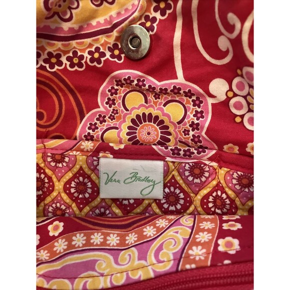 Vera Bradley Tote in Raspberry Fizz pattern Medium 10x12.5 Pink Raspberry Barbie - Picture 3 of 5